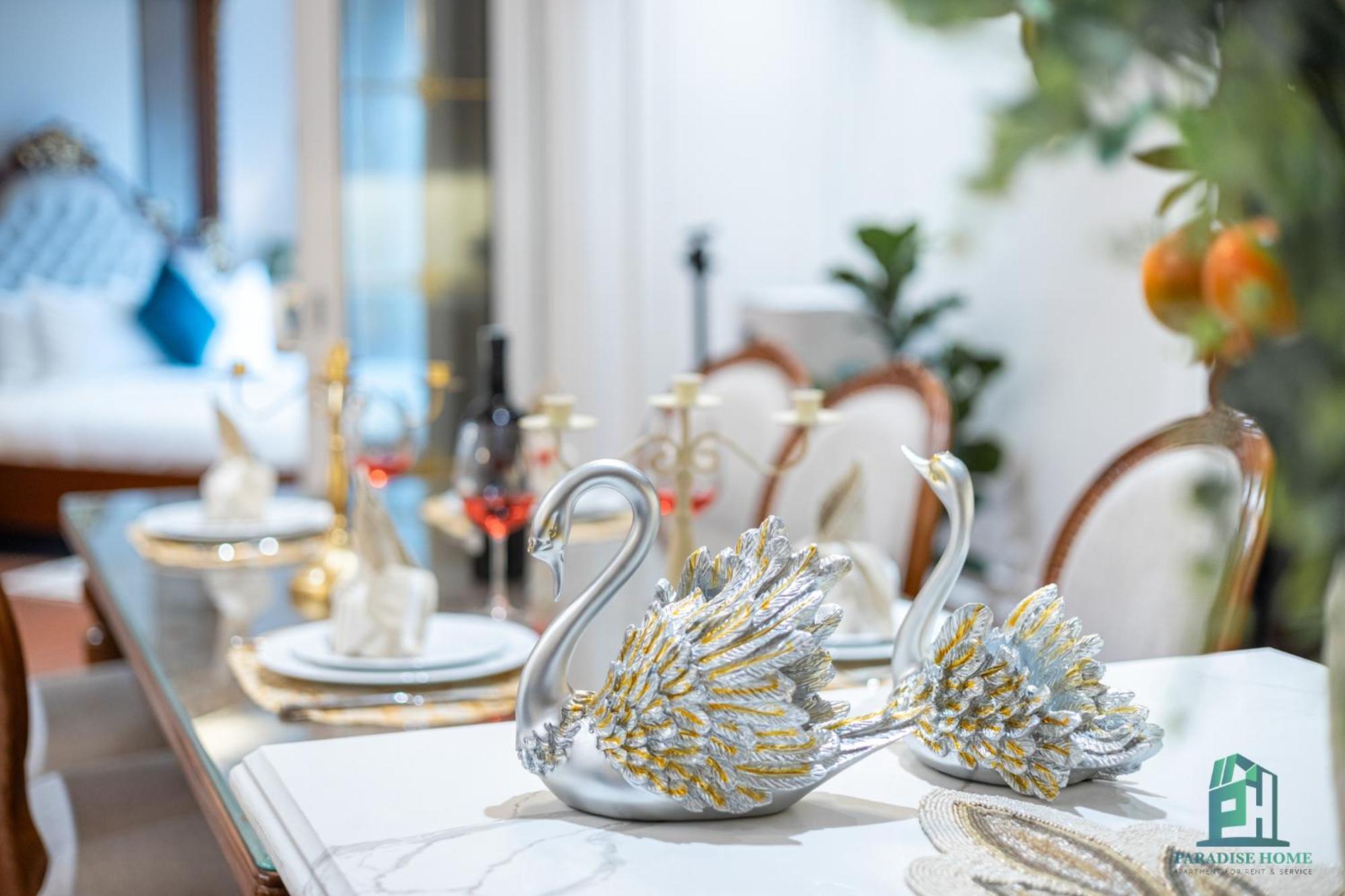 Luxe Paradise Suite Hotel Trich Sai Hanoi Bagian luar foto